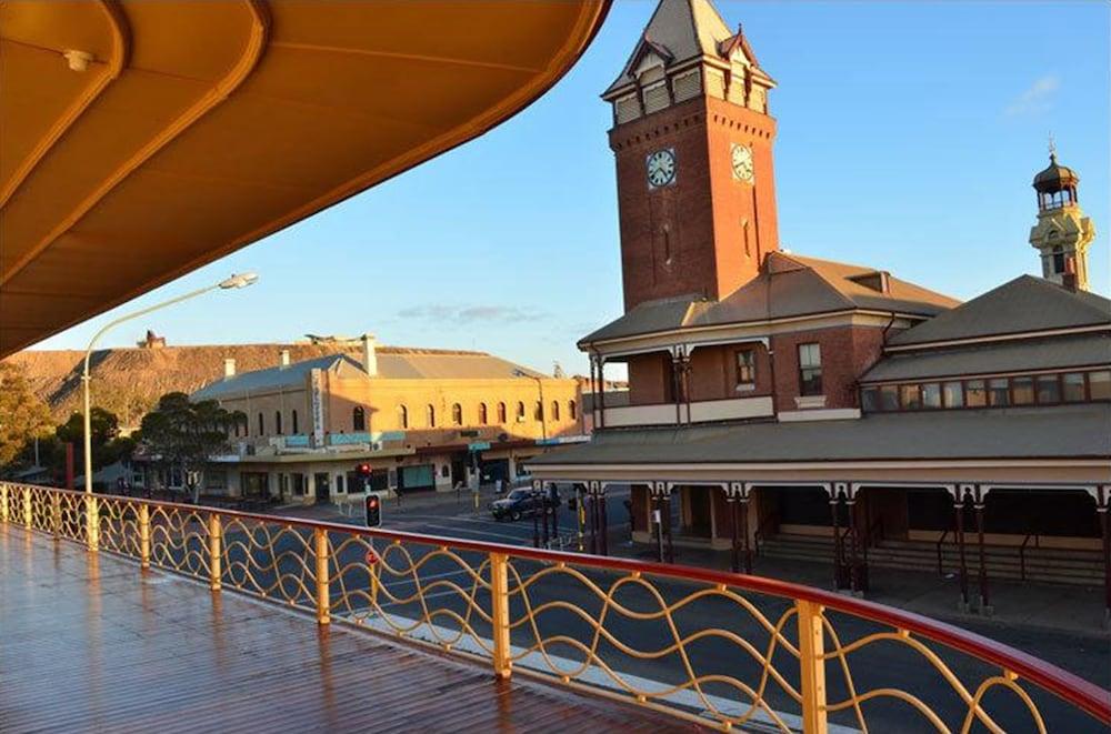 Royal Exchange Hotel Broken Hill Zewnętrze zdjęcie