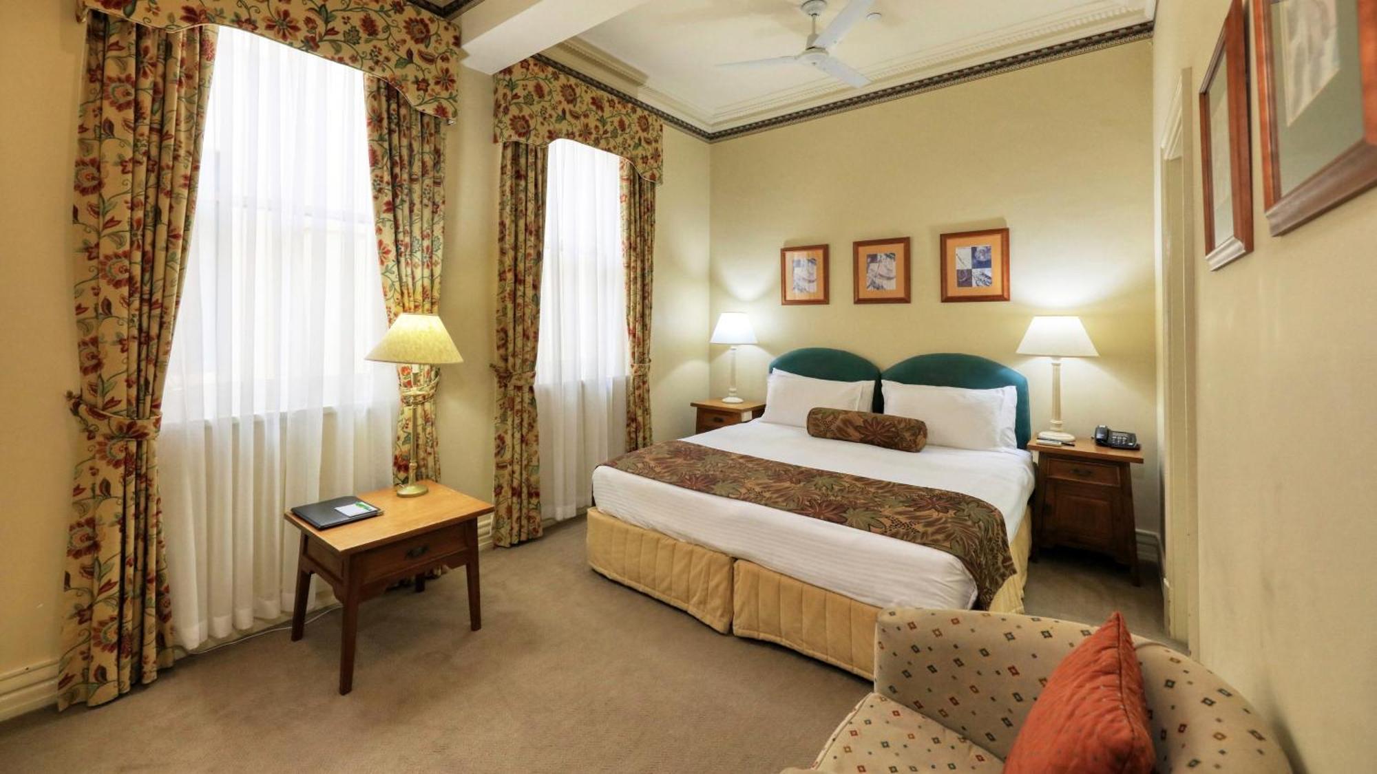 Royal Exchange Hotel Broken Hill Zewnętrze zdjęcie