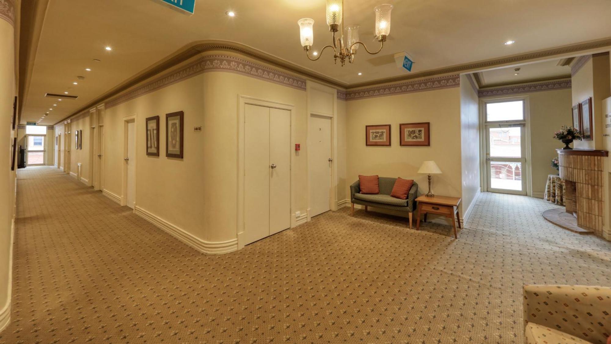 Royal Exchange Hotel Broken Hill Zewnętrze zdjęcie