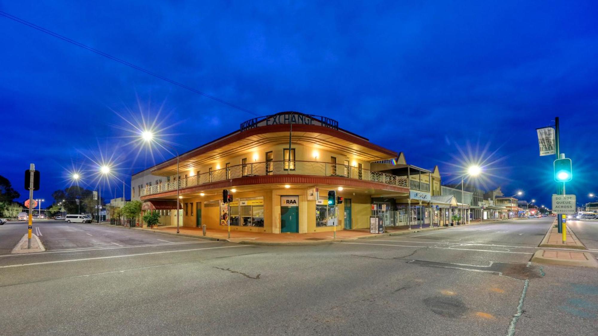 Royal Exchange Hotel Broken Hill Zewnętrze zdjęcie